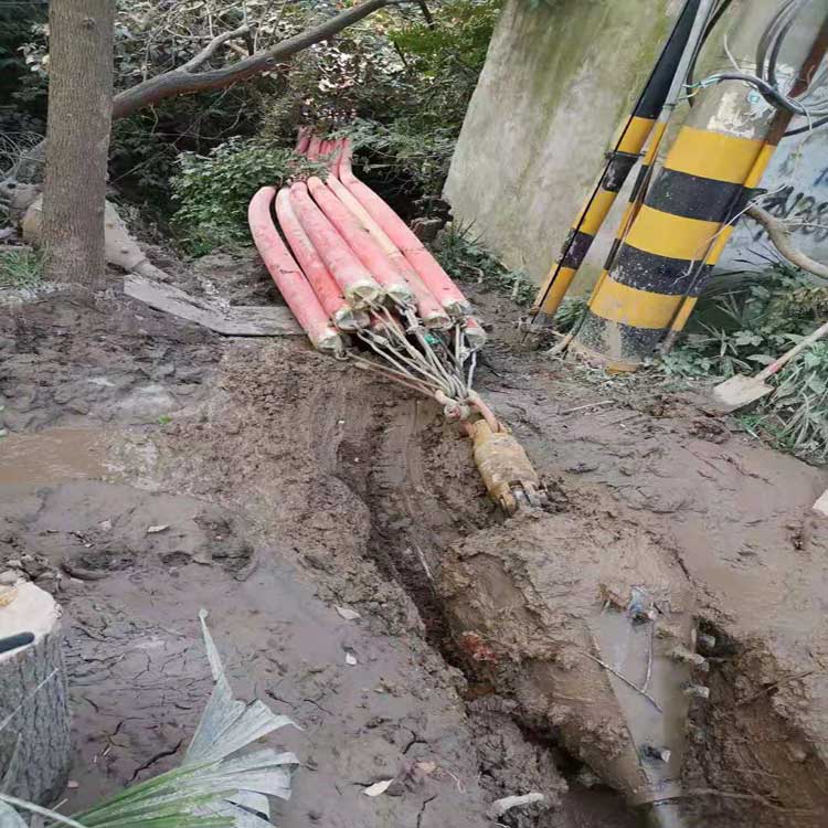 武汉给排水顶管施工拖拉管